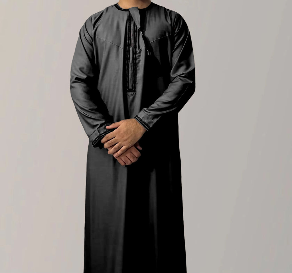 Omani Thobe